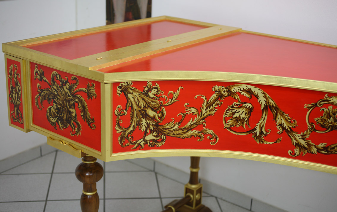 Zoom outer case decoration 1